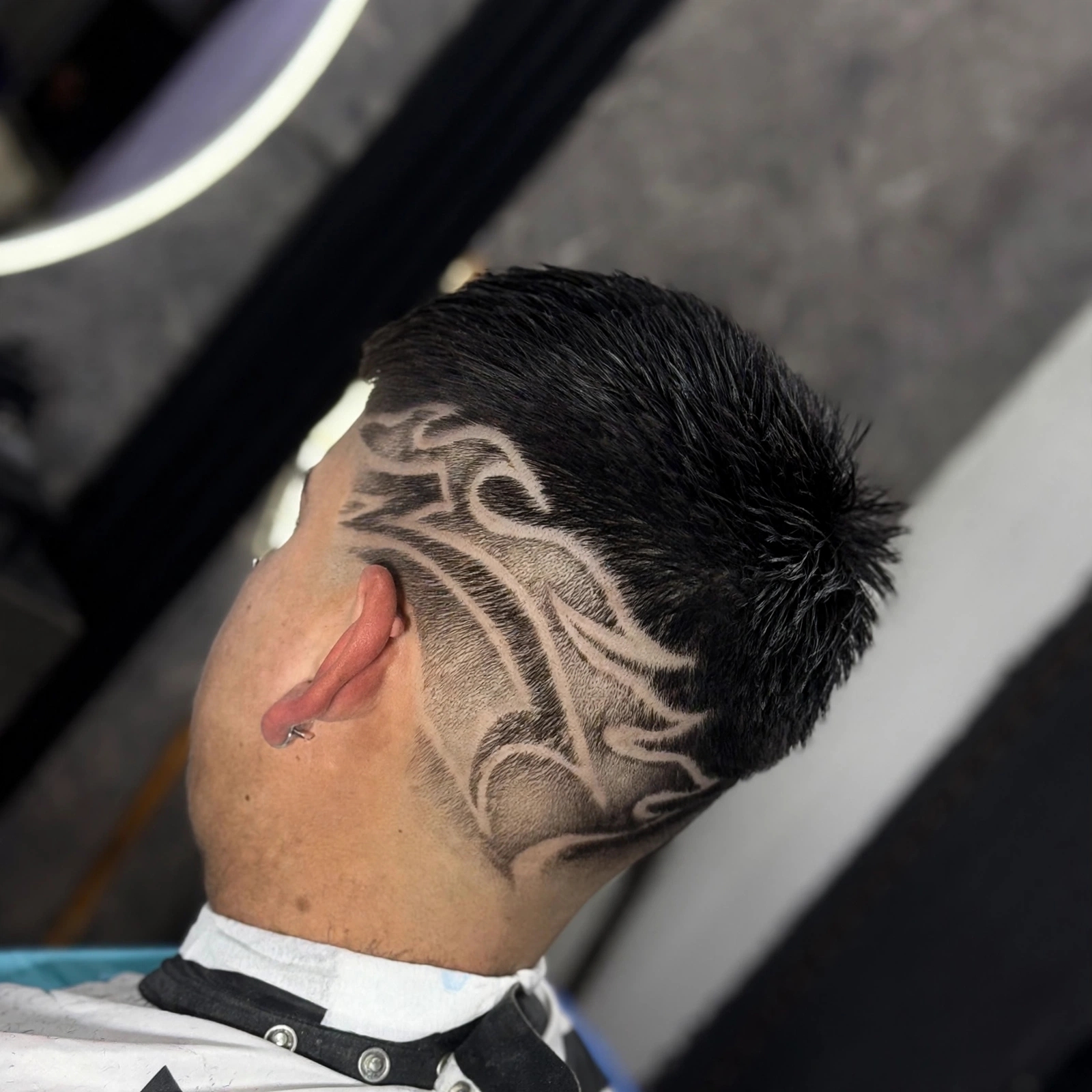 Diseño de líneas y degradado
